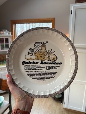 Royal China Jeannette 11 in Recipe Pie Plate